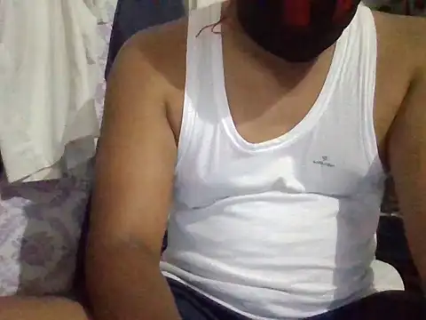 Snapshot of Mohan_Patel_35 chatting on October 10, 2025, 5:12 pm Mohan Patel 35 online show from October 10, 2025, 5:12 pm