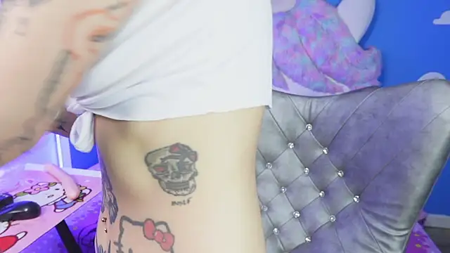 Snapshot of miss___angel chatting on October 15, 2025, 6:08 pm miss angel online show from October 15, 2025, 6:08 pm