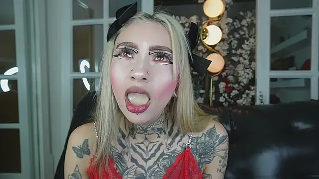 miss   angel online show from February 3, 2026, 11:04 am