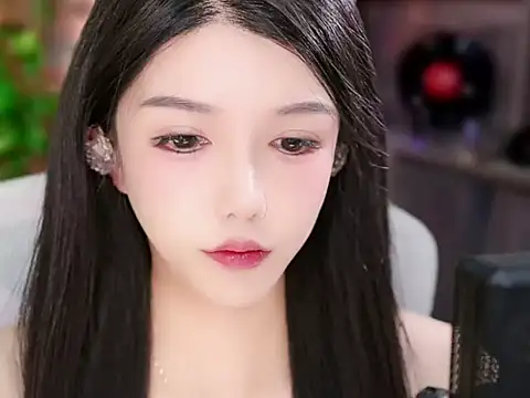 vv-77 online show from December 2, 2025, 5:52 pm