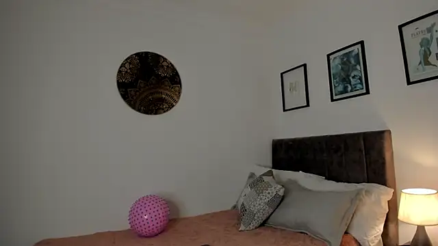 Dhalila  online show from January 19, 2026, 12:36 am