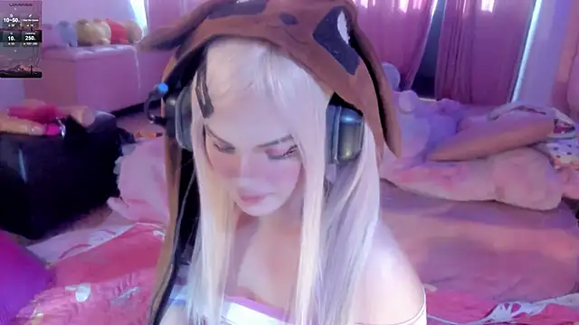 Snapshot of Angelica_Reborn chatting on October 25, 2025, 8:14 pm Angelica Reborn online show from October 25, 2025, 8:14 pm