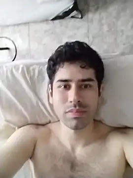 danicrux online show from March 18, 2025, 1:32 am