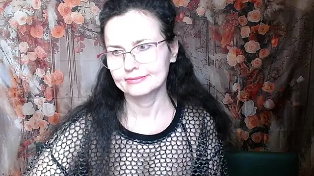 Miroslava Happi online show from February 15, 2026, 7:51 am