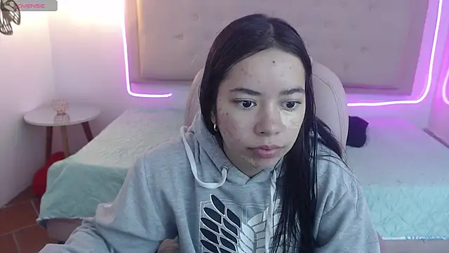 Snapshot of honnielane chatting on February 25, 2025, 12:24 pm honnielane online show from February 25, 2025, 12:24 pm