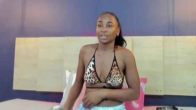Snapshot of Nathy_Ross chatting on March 22, 2025, 1:00 am Nathy Ross online show from March 22, 2025, 1:00 am