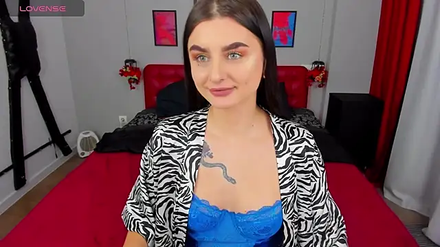 EmmaOlsen4u online show from March 5, 2025, 2:01 pm