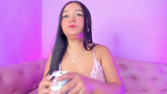 Snapshot of _JuliSweet_ chatting on September 17, 2025, 12:18 pm JuliSweet online show from September 17, 2025, 12:18 pm