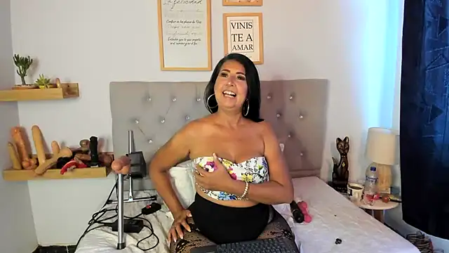 Jackiehmilf52 online show from March 11, 2025, 12:39 pm