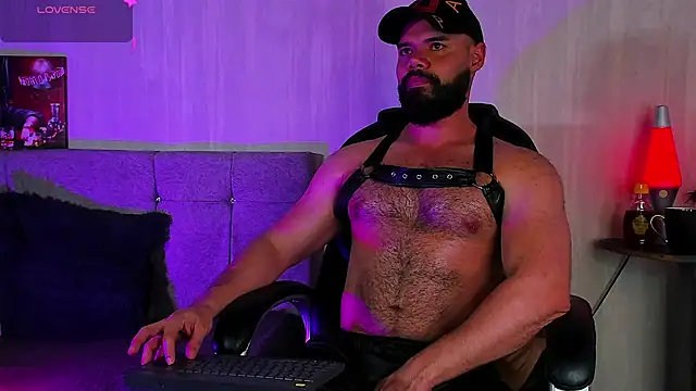 Luke Diaz7 online show from March 11, 2026, 11:33 pm