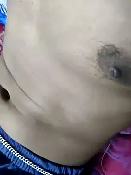 Snapshot of AarthiRaju chatting on February 21, 2025, 9:34 am AarthiRaju online show from February 21, 2025, 9:34 am