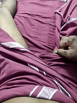 Snapshot of AarthiRaju chatting on February 26, 2025, 5:17 pm AarthiRaju online show from February 26, 2025, 5:17 pm