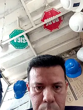 Snapshot of jhon_1988_24 chatting on February 22, 2026, 12:58 pm jhon 1988 24 online show from February 22, 2026, 12:58 pm