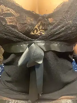 MAHI-MISHRA-69 online show from February 25, 2026, 8:24 am