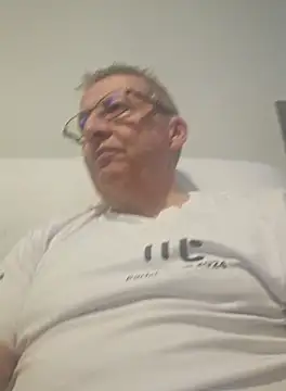 Snapshot of mann4u147 chatting on September 29, 2025, 8:46 pm mann4u147 online show from September 29, 2025, 8:46 pm