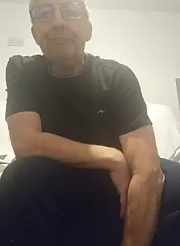 Snapshot of mann4u147 chatting on October 12, 2025, 8:08 pm mann4u147 online show from October 12, 2025, 8:08 pm