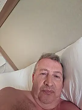 Snapshot of mann4u147 chatting on January 12, 2026, 8:19 am mann4u147 online show from January 12, 2026, 8:19 am