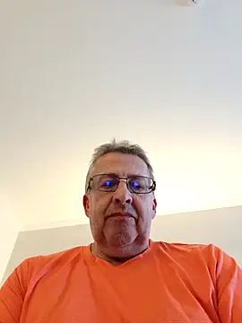 Snapshot of mann4u147 chatting on January 14, 2026, 3:06 pm mann4u147 online show from January 14, 2026, 3:06 pm