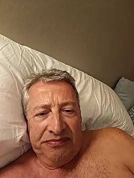 Snapshot of mann4u147 chatting on January 15, 2026, 3:11 am mann4u147 online show from January 15, 2026, 3:11 am