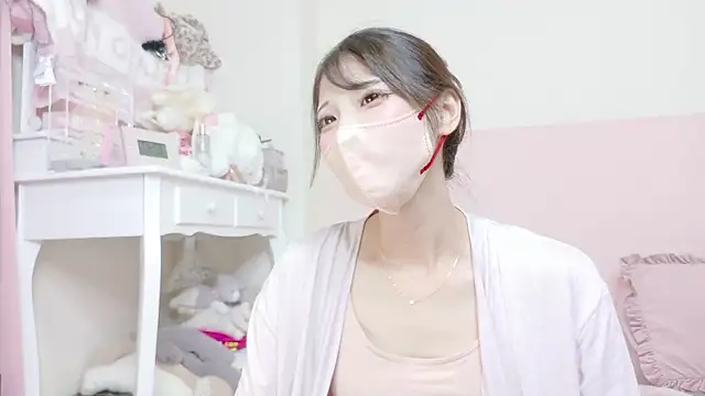 Snapshot of -nyanko- chatting on October 7, 2025, 1:41 pm -nyanko- online show from October 7, 2025, 1:41 pm