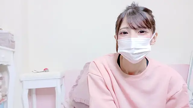 -nyanko- online show from November 16, 2025, 10:32 am