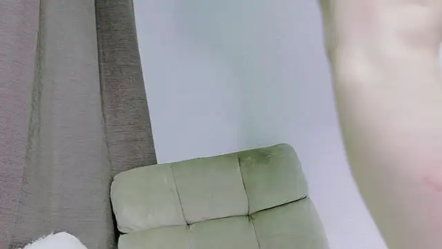 -nyanko- online show from February 3, 2026, 4:01 pm