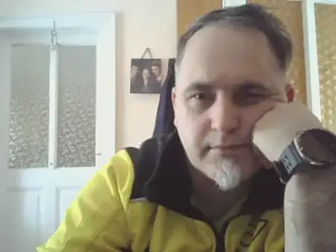 Szolga10 online show from February 25, 2025, 1:06 pm