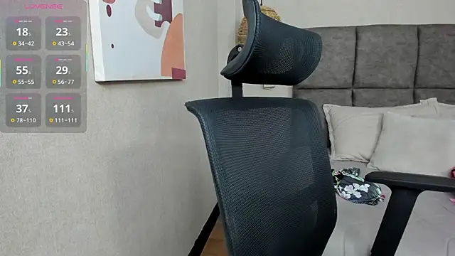 Snapshot of elizabeth_20 chatting on October 1, 2025, 7:09 pm elizabeth 20 online show from October 1, 2025, 7:09 pm