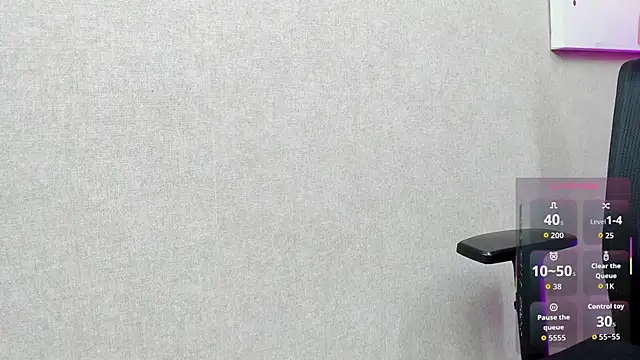 Snapshot of elizabeth_20 chatting on October 15, 2025, 7:03 pm elizabeth 20 online show from October 15, 2025, 7:03 pm