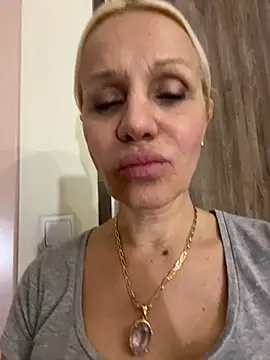 DeboraXporn online show from April 30, 2026, 7:09 pm