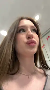 Jackie White  online show from December 22, 2025, 2:30 am