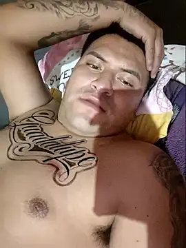 guadalupealexis online show from May 13, 2026, 12:19 am