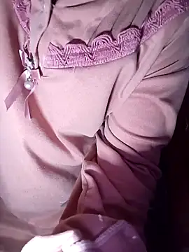 Snapshot of Dlo3a_sixi-arbi chatting on November 1, 2025, 11:34 am Dlo3a sixi-arbi online show from November 1, 2025, 11:34 am