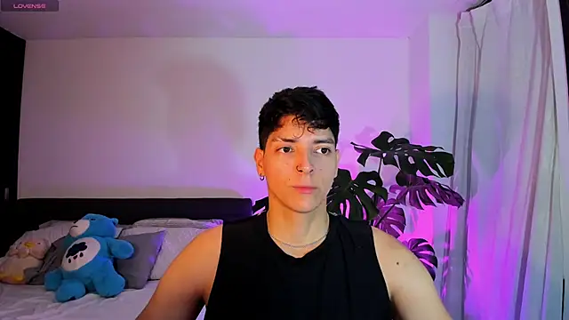 Snapshot of _JacobMiller__ chatting on September 17, 2025, 10:00 pm JacobMiller online show from September 17, 2025, 10:00 pm