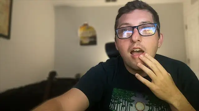 Milflover96 online show from October 6, 2025, 2:42 am