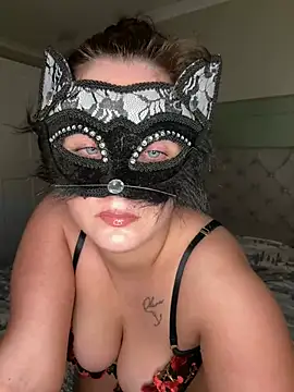 Snapshot of MaskedMollyxo chatting on March 6, 2025, 8:37 pm MaskedMollyxo online show from March 6, 2025, 8:37 pm