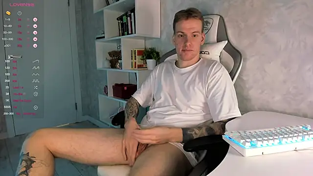 jaffersonlouis online show from March 19, 2025, 6:34 pm