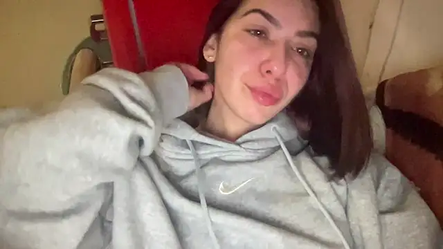 Snapshot of sarrah_rossy chatting on March 3, 2025, 6:12 pm sarrah rossy online show from March 3, 2025, 6:12 pm
