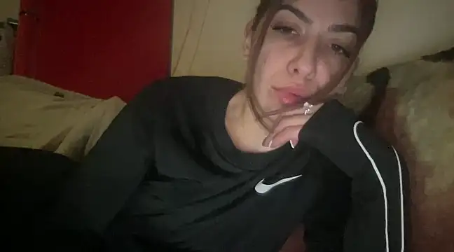 Snapshot of sarrah_rossy chatting on March 15, 2025, 7:16 pm sarrah rossy online show from March 15, 2025, 7:16 pm