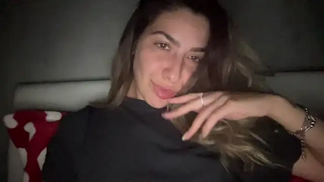 sarrah rossy online show from October 31, 2025, 9:27 pm