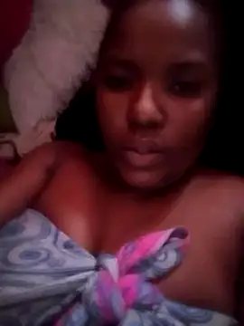 Coco Nile online show from March 4, 2025, 3:04 pm