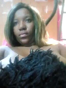 Coco Nile online show from March 5, 2025, 1:31 am