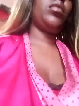 Coco Nile online show from March 14, 2025, 4:32 am