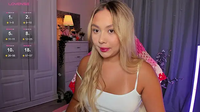 Snapshot of _Loneve__ chatting on October 8, 2025, 3:42 pm  Loneve   online show from October 8, 2025, 3:42 pm