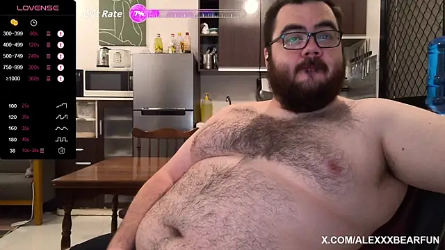 Snapshot of alexxxbear chatting on October 18, 2025, 2:58 am alexxxbear online show from October 18, 2025, 2:58 am