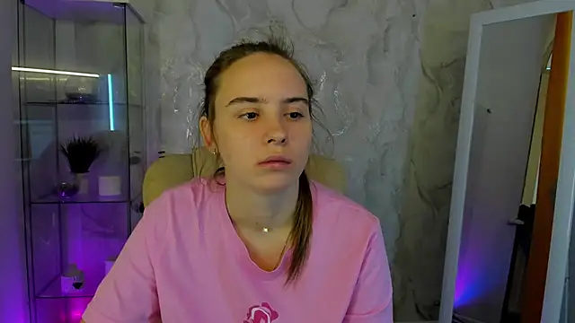 Snapshot of Lika_0ne chatting on October 26, 2025, 11:05 am Lika 0ne online show from October 26, 2025, 11:05 am