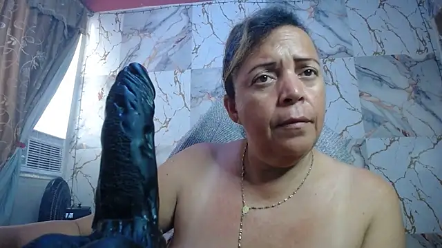 alina maturehot online show from May 5, 2026, 1:41 pm