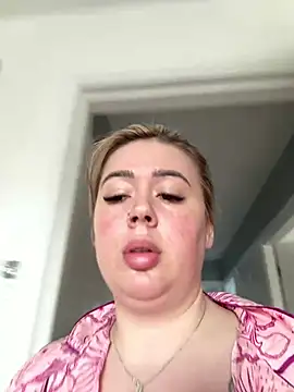 BadBitchClaudia online show from February 25, 2025, 2:11 pm