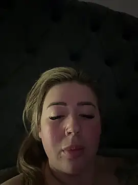 BadBitchClaudia online show from February 27, 2025, 12:10 am