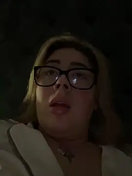BadBitchClaudia online show from March 9, 2025, 9:03 pm